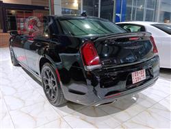 کرایسلەر 300